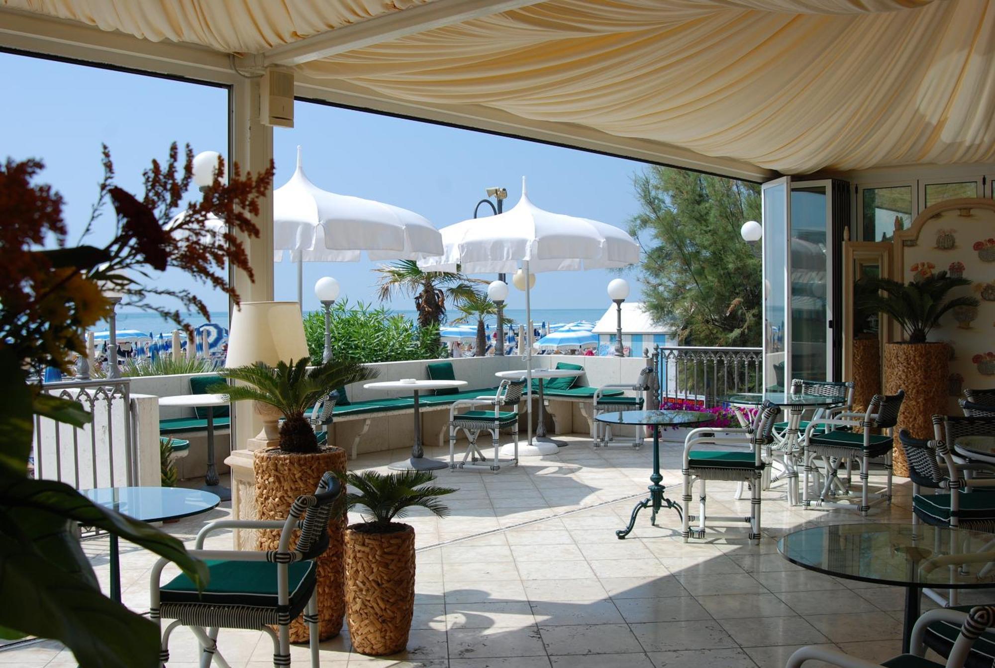 Hotel Montecarlo 4*