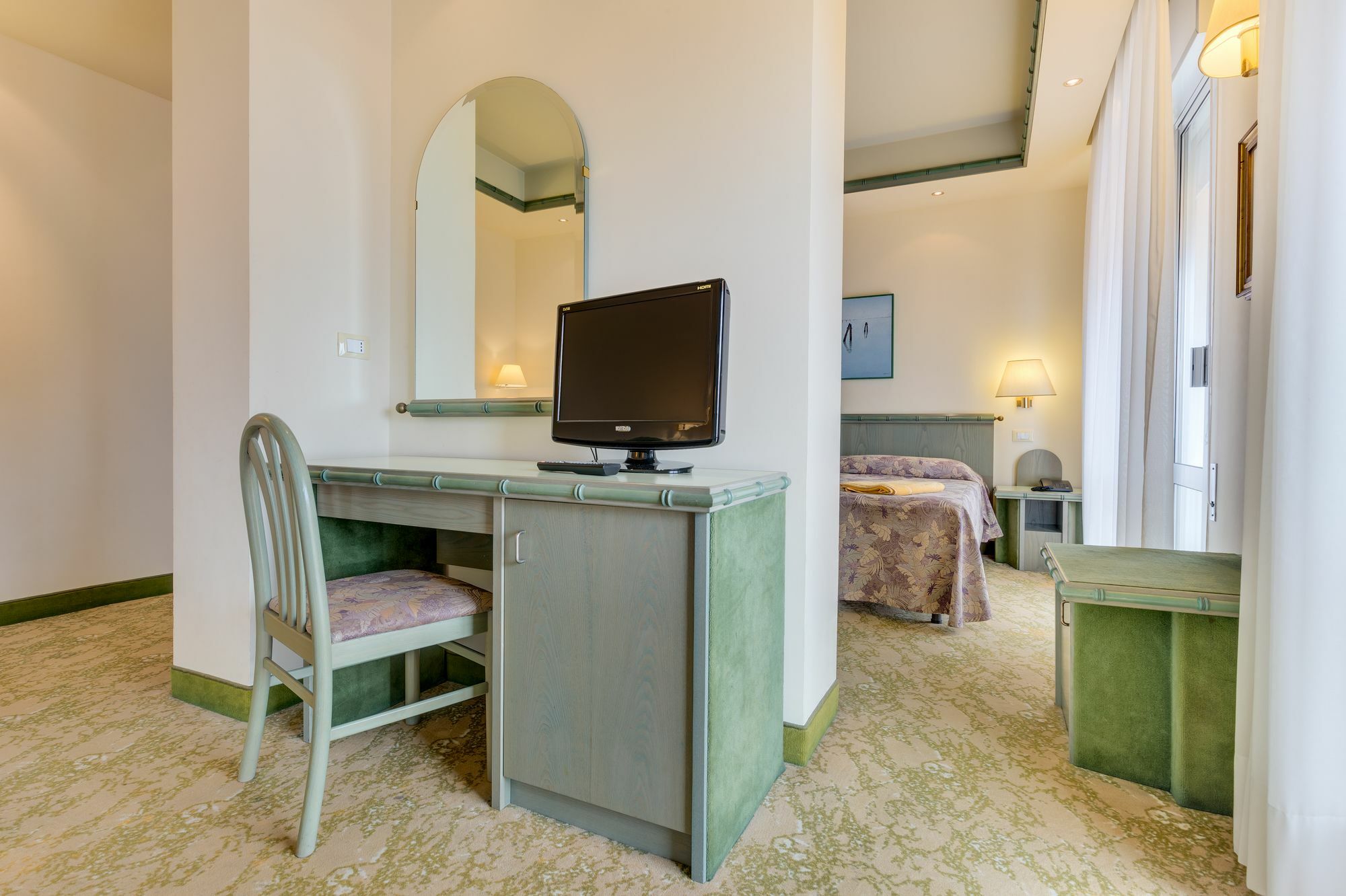 Hotel Montecarlo